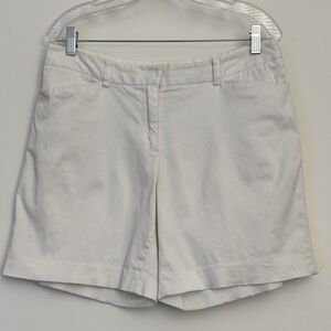Womens JONES NEW YORK  Stretch Shorts  Size 6 White